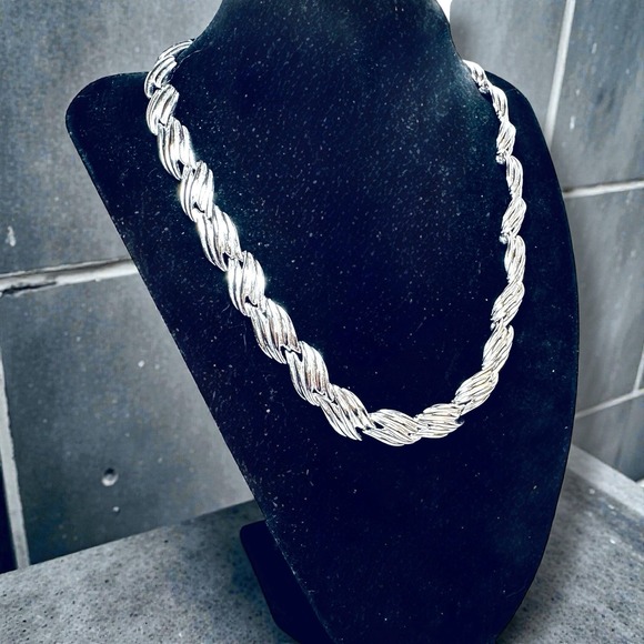 Trifari Jewelry - Vintage Trifari Necklace Textured Silver Tone Choker Collar 15 inch